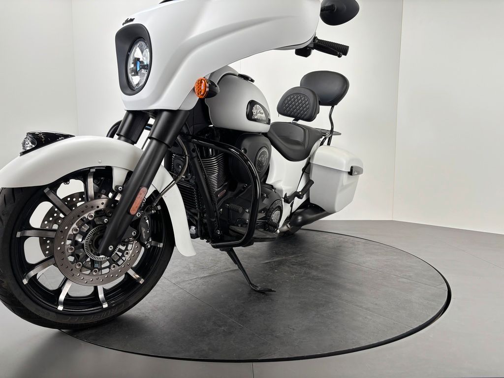 Fahrzeugabbildung Indian CHIEFTAIN DARK HORSE *SCHECKHEFTGEPFLEGT