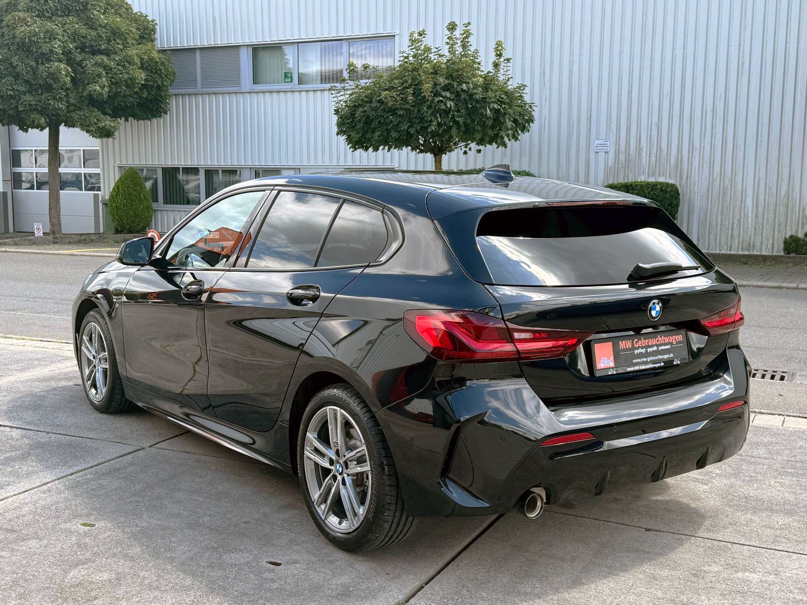 Fahrzeugabbildung BMW 118i Steptr. M-Sport LED PANO KAM SHZ CarPlay BT