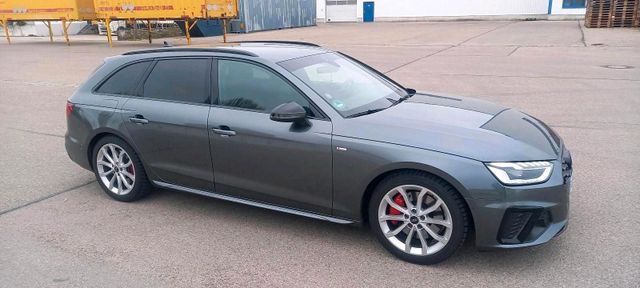 Audi A4 Avant 45 TFSI S-line Quattro. 5.Ja...