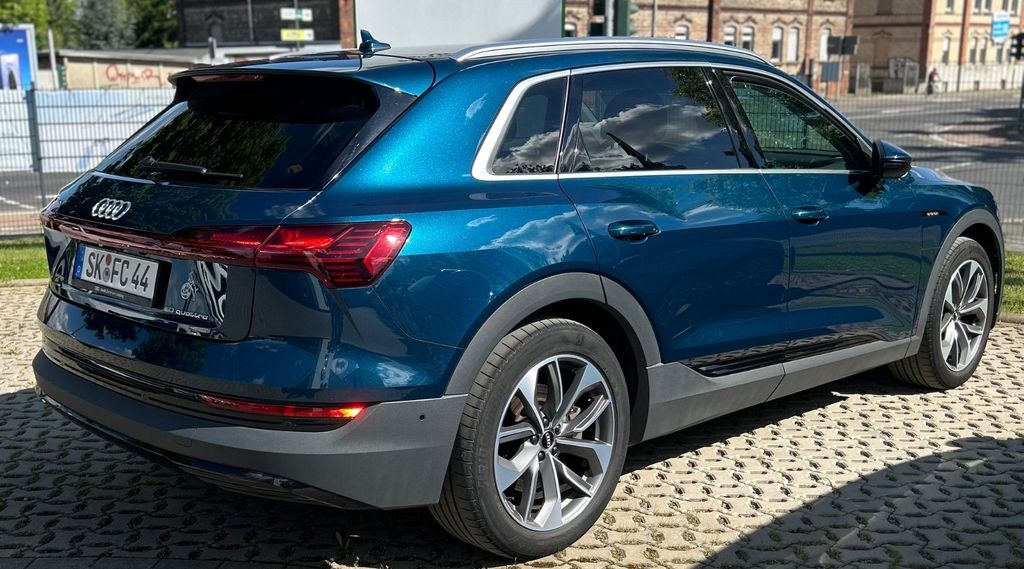 Image of Audi Q8 e-tron