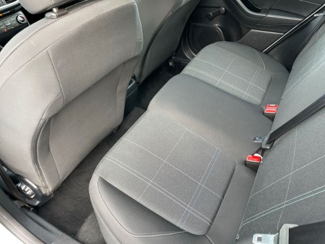 Fahrzeugabbildung Ford Fiesta 1.0 EcoBoost Cool & Connect Sitzheizung,