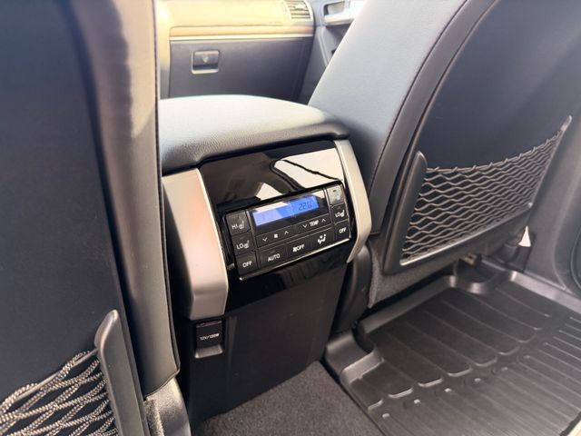Toyota Land Cruiser Executive Vollausstattung
