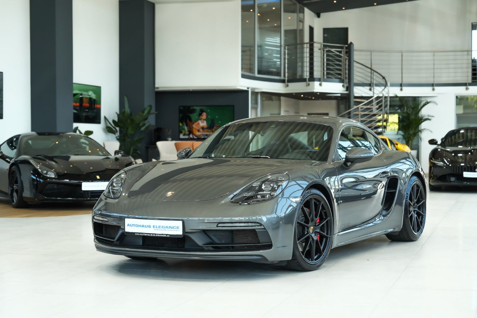 PORSCHE 718 Cayman GTS*SPORT-CHRONO*SPORTSITZE+*PDLS+*