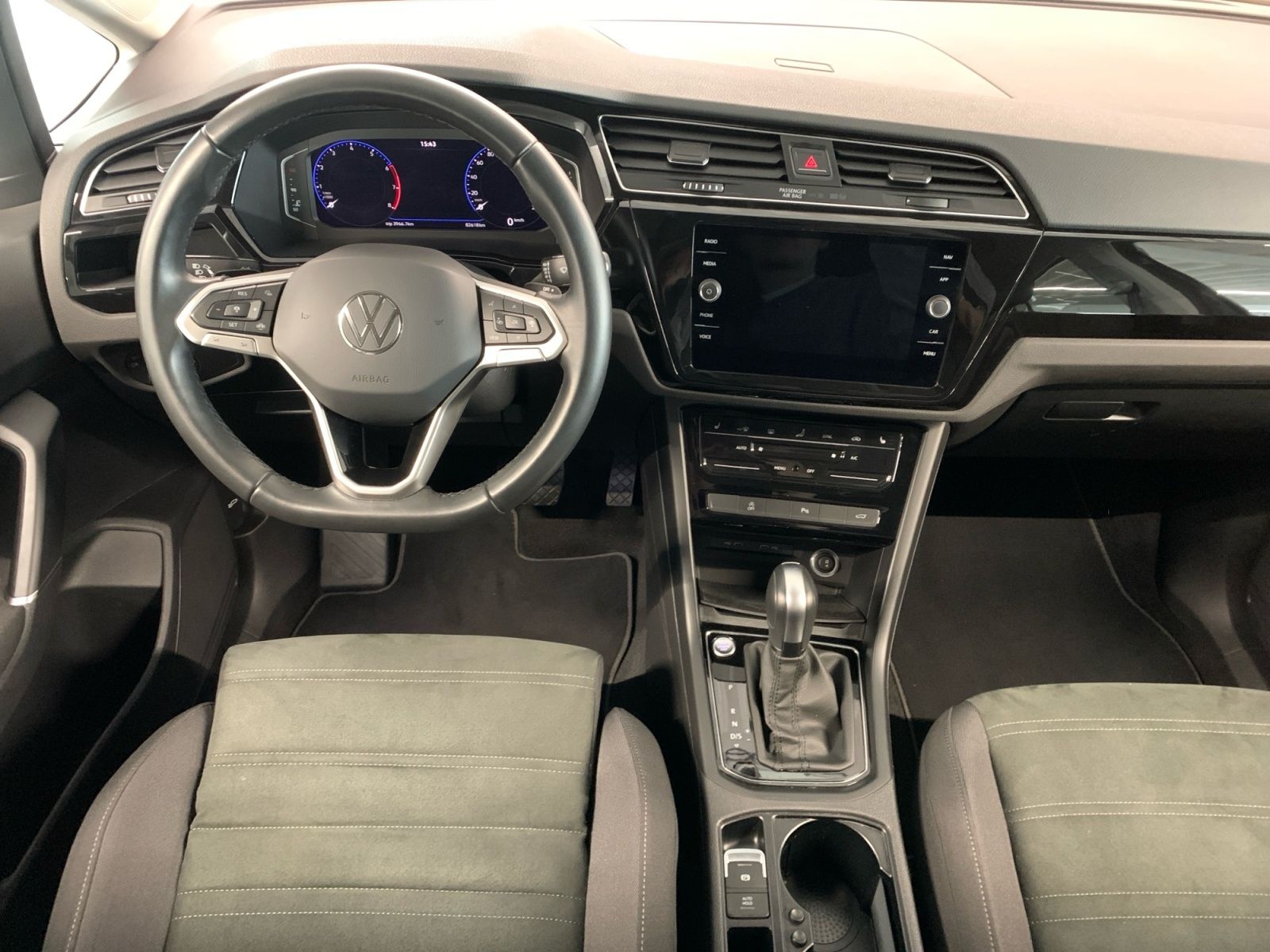 Volkswagen Touran - Bild 8