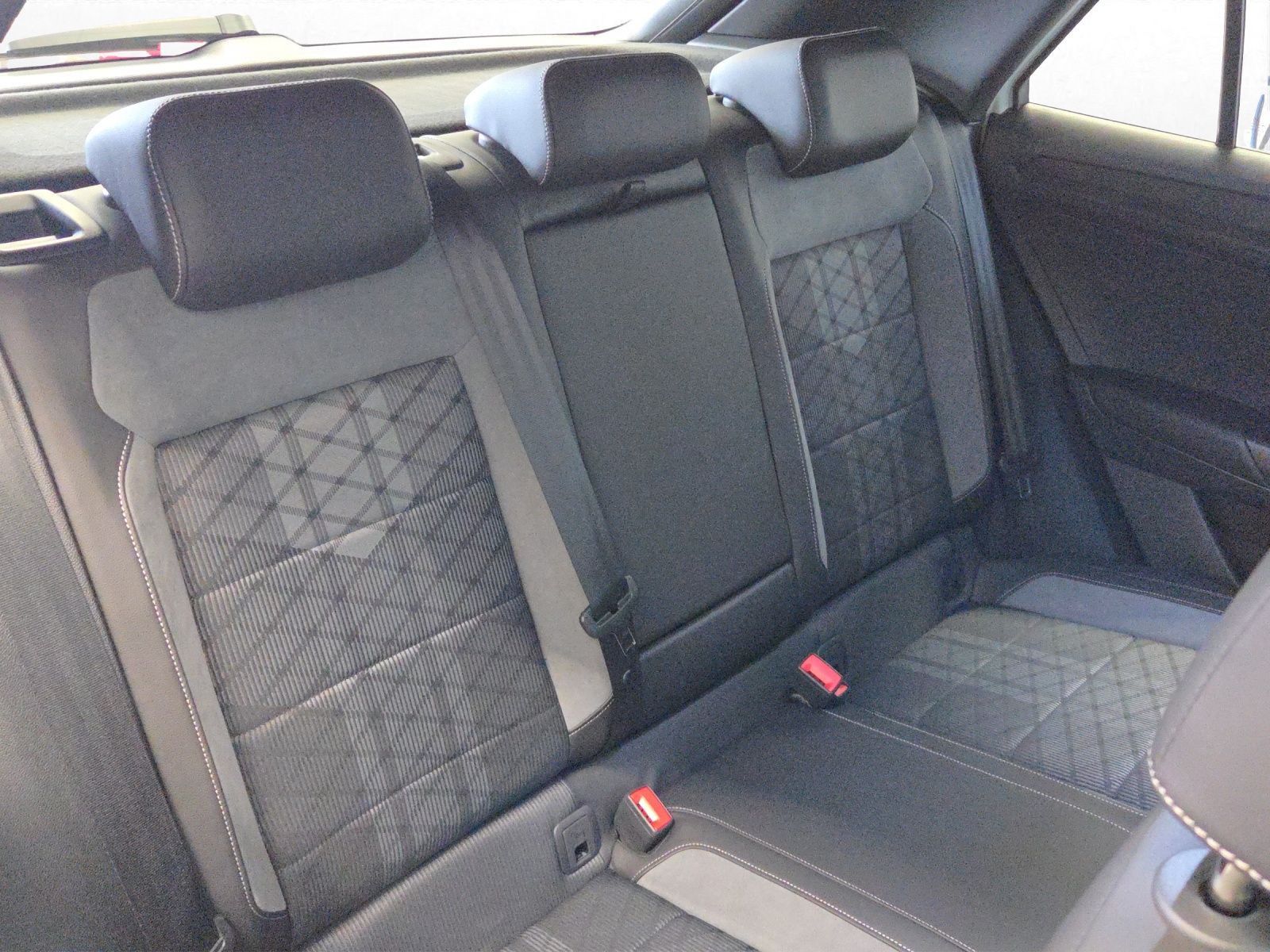 Volkswagen T-Roc - Bild 14