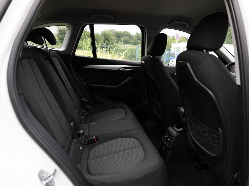 BMW X1 xDrive25e Advantage FACEL. NAVI SHZ PDC KLIMA foto 10