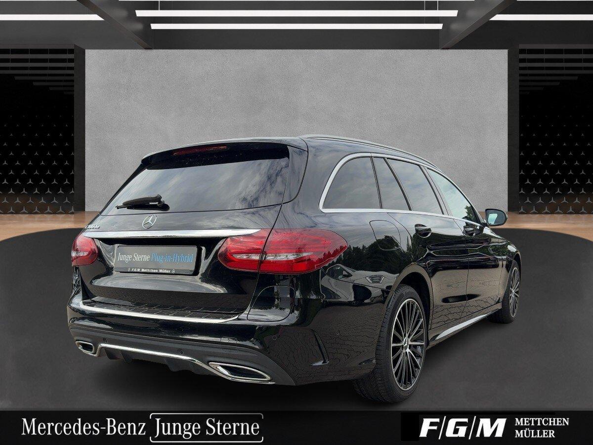 Mercedes-Benz C 300 de T AMG+COMAND+DISTR+MULTIBEAM+AHK+BURMES