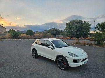 Porsche Cayenne - 7