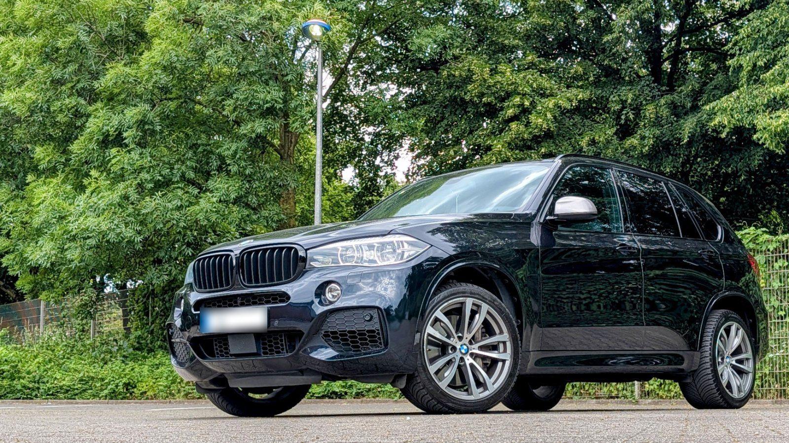 BMW X5 M50