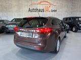 Kia cee'd/Sportswagon Platinum Edition/SHZ/NAVI/LED - Kia: Cee D Sport