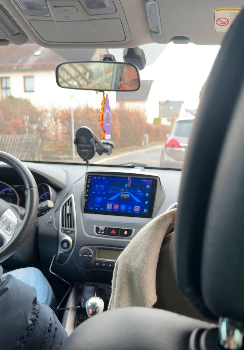 Hyundai ix35 2011 — двигун 136 HP (100kW)
