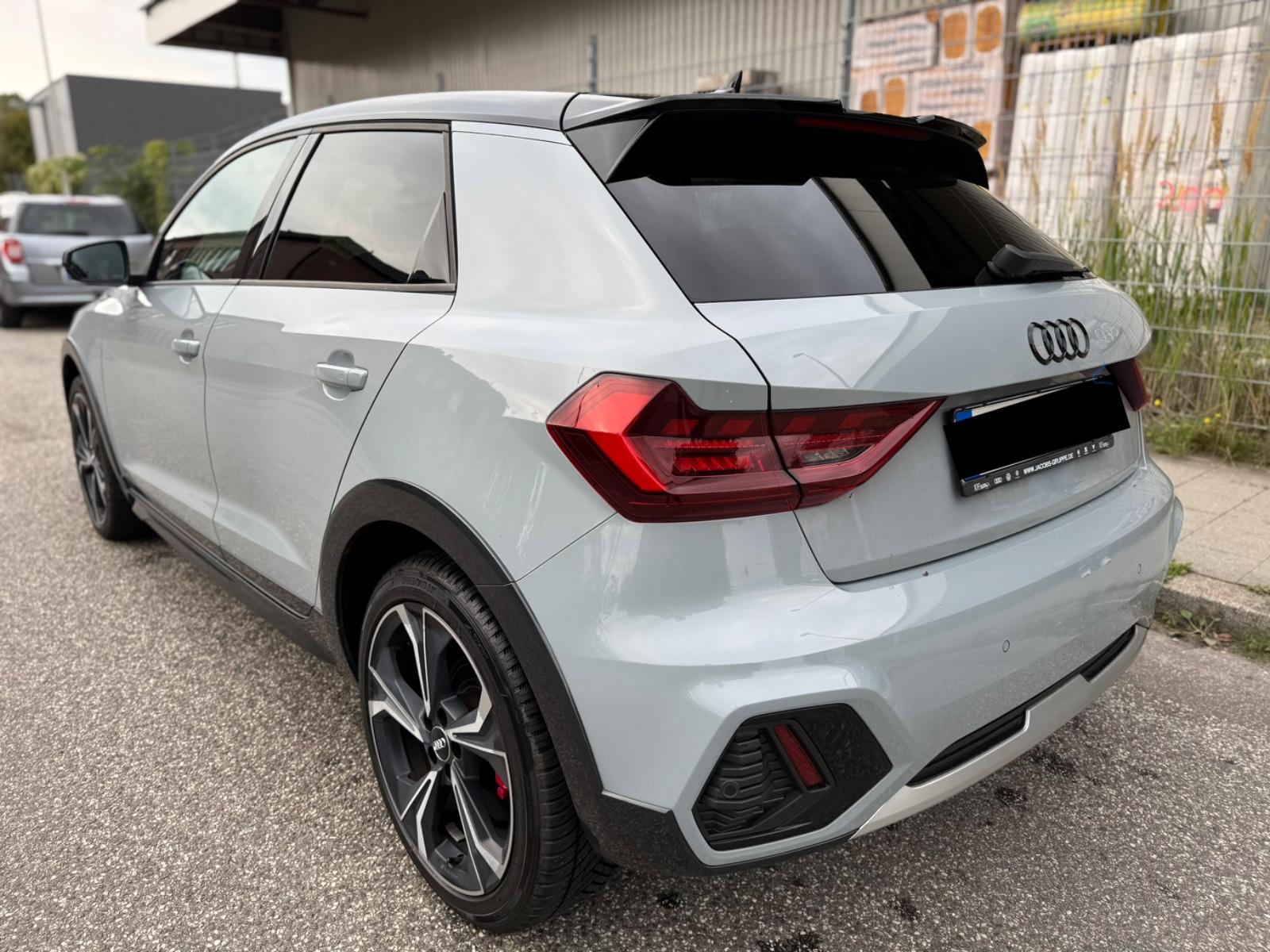 Audi A1 30 TFSI citycarver S-Line 115PS LED, миниатюра 3