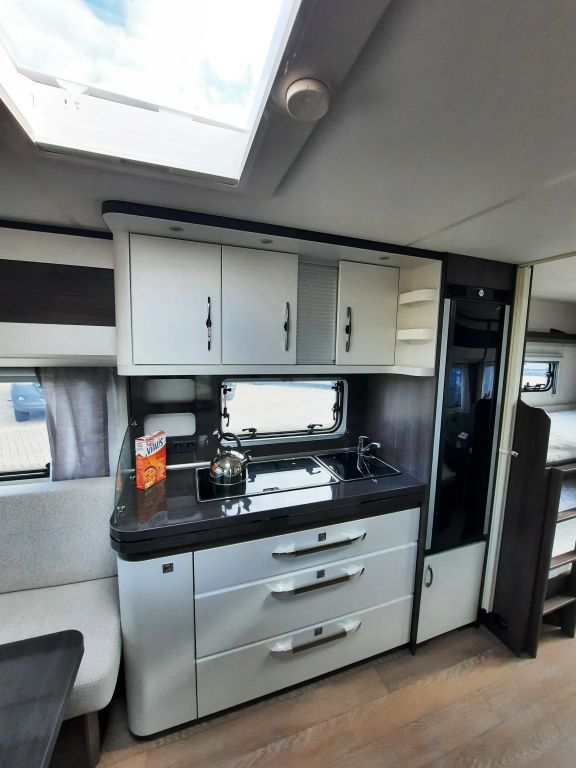 Fahrzeugabbildung Hobby Prestige 720 UKFe Verfüg./Sparen Sie 5.903,- €