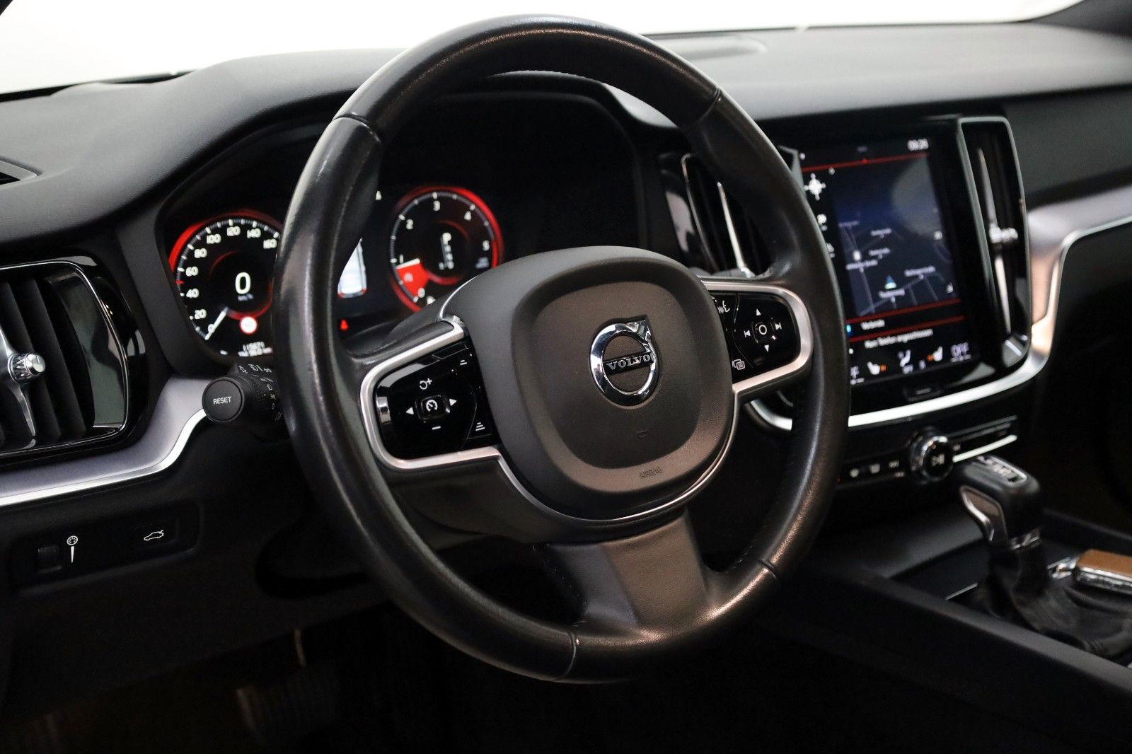 Fahrzeugabbildung Volvo V60 Cross Country AWD Head Up,Navi,LED,Panorama