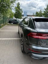 Audi Q8 55 TFSI quattro tiptronic - - Audi Q8 aus 2023