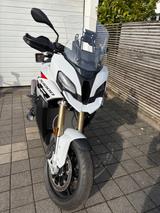 BMW S1000XR so gut wie neu mit M Paket und 3 Koffer - BENZIN SPORTTOURER AUTOMATIK