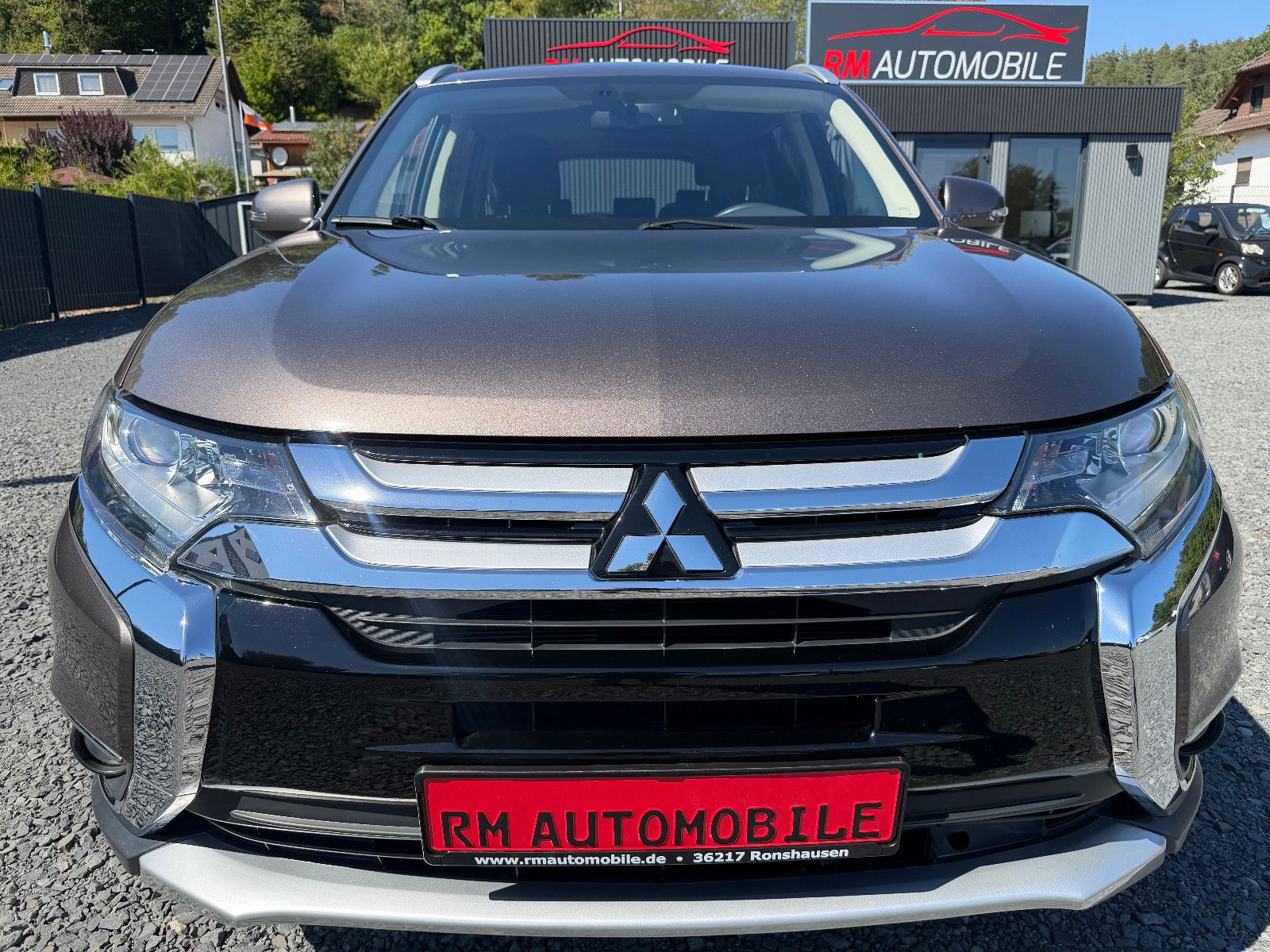 MITSUBISHI Outlander 2.0Edition 100 2WD KAMERA/TEMPO/1.HAND – Foto 2