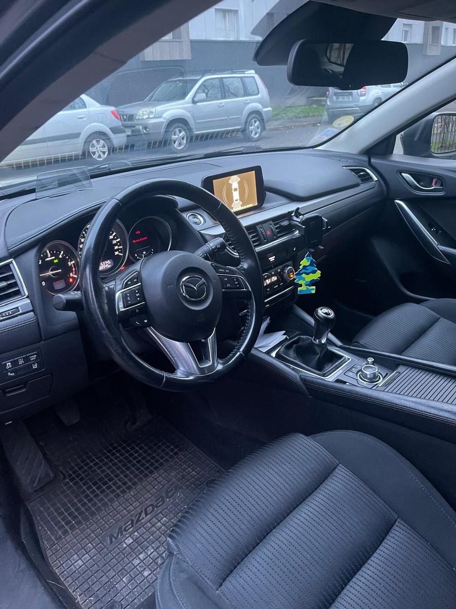 Mazda 2 2015 — photo 10