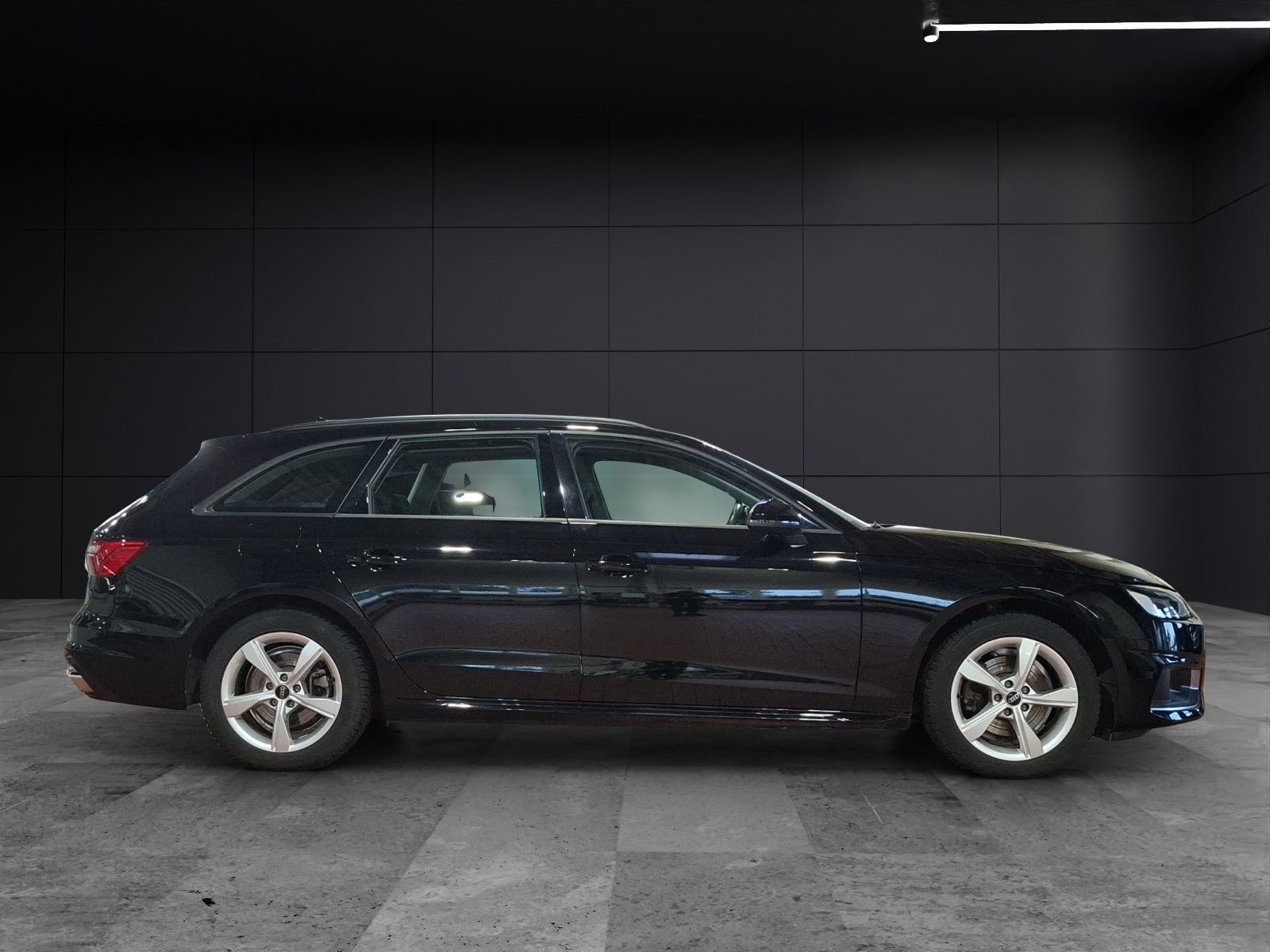 Fahrzeugabbildung Audi A4 Avant 35 TFSI advanced S-tronic GRA Navi