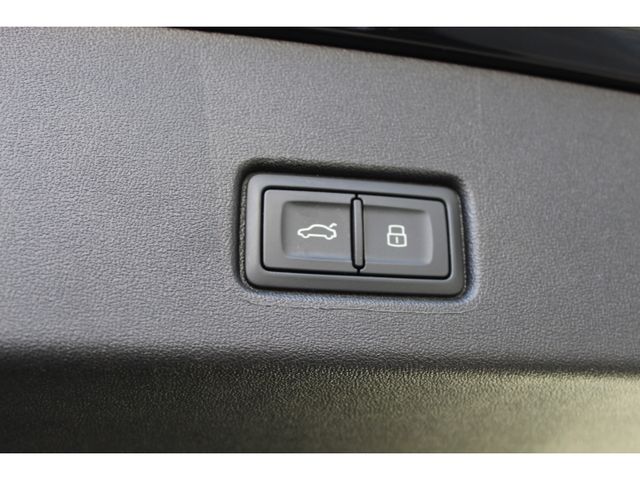 Q4 e-tron 40 S-Line*Pano*Assistenz*Kamera*Side!!