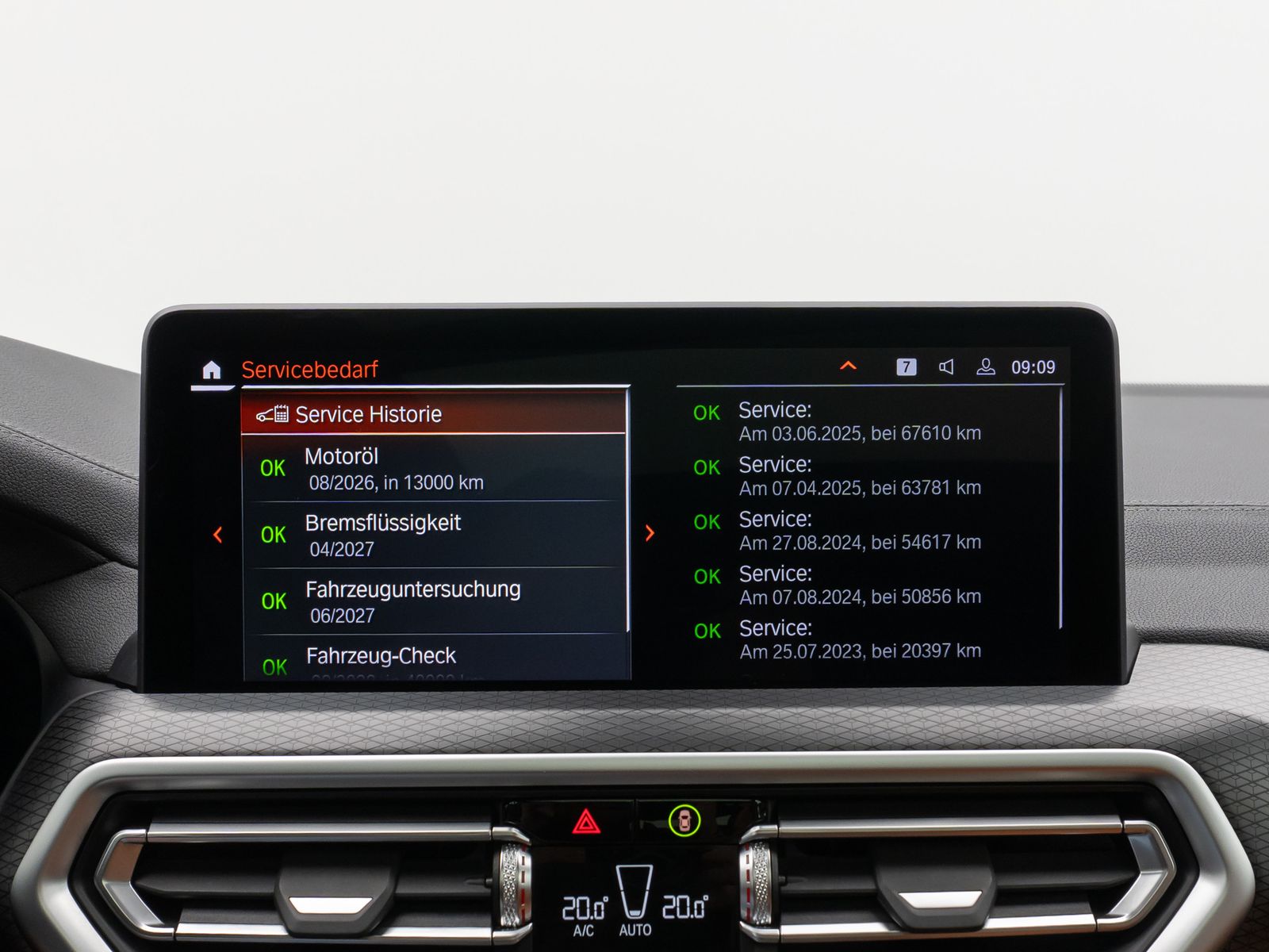 Fahrzeugabbildung BMW X4 M40d 360° Laser DAB Panorama HUD Komfort HiFi