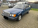 Mercedes-Benz Mercedes Benz W124 200D - Mercedes-Benz 200: W124 200d