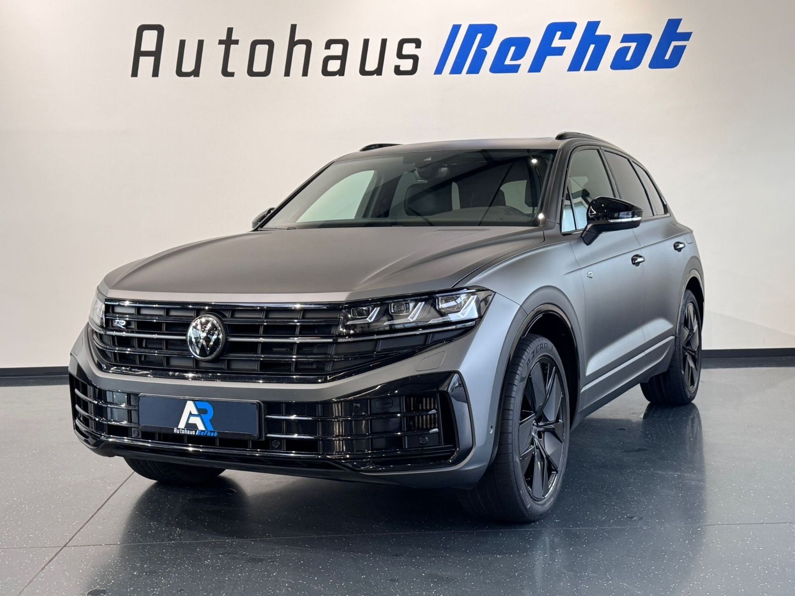 Volkswagen Touareg R 3.0 TSI eHybrid 4Motion PANO MATRIX AH foto 3