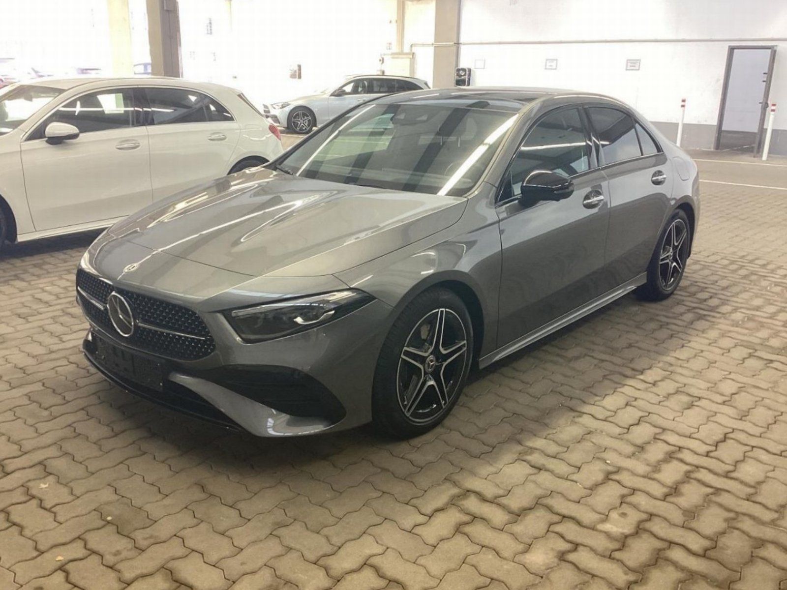 Fahrzeugabbildung Ford Focus Titanium Turnier Winter P. e.Call Kamera