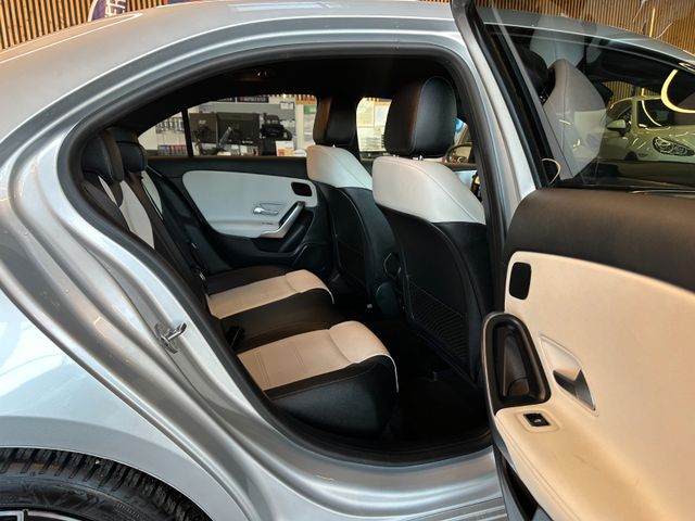 Mercedes-Benz A 250 A Limousine *AMG-LINE*NAVI*LED*KAM*