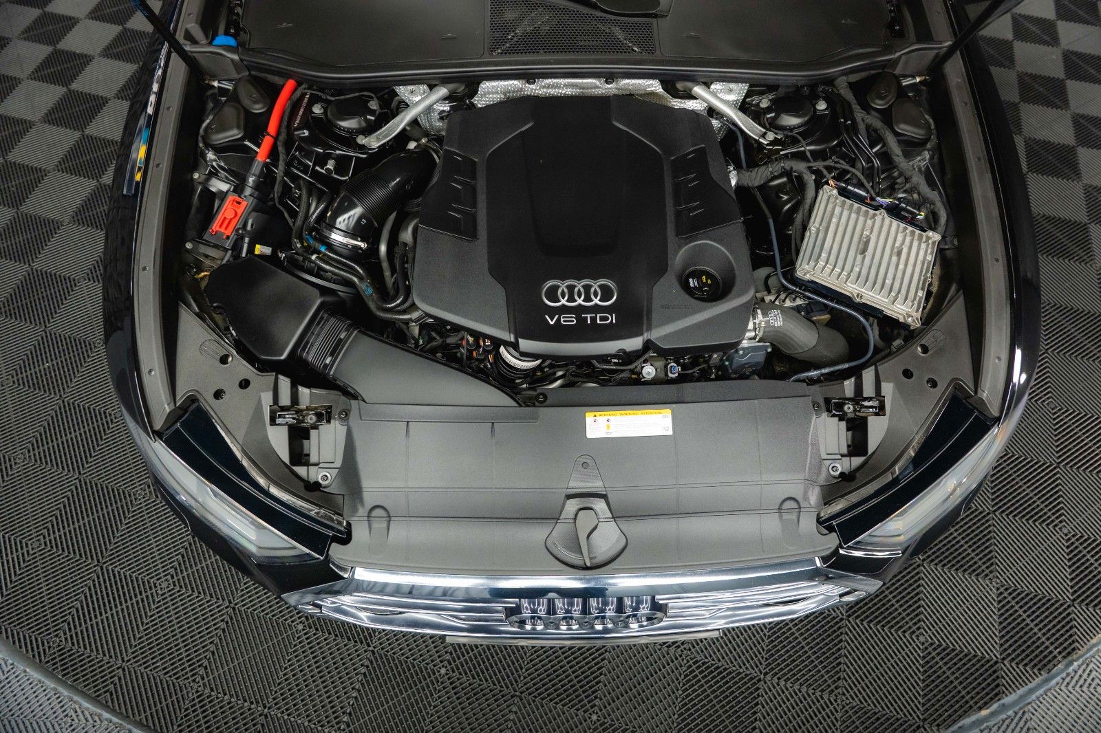 Fahrzeugabbildung Audi A6 Avant 45 TDI quattro Sport design *Pano*ACC*