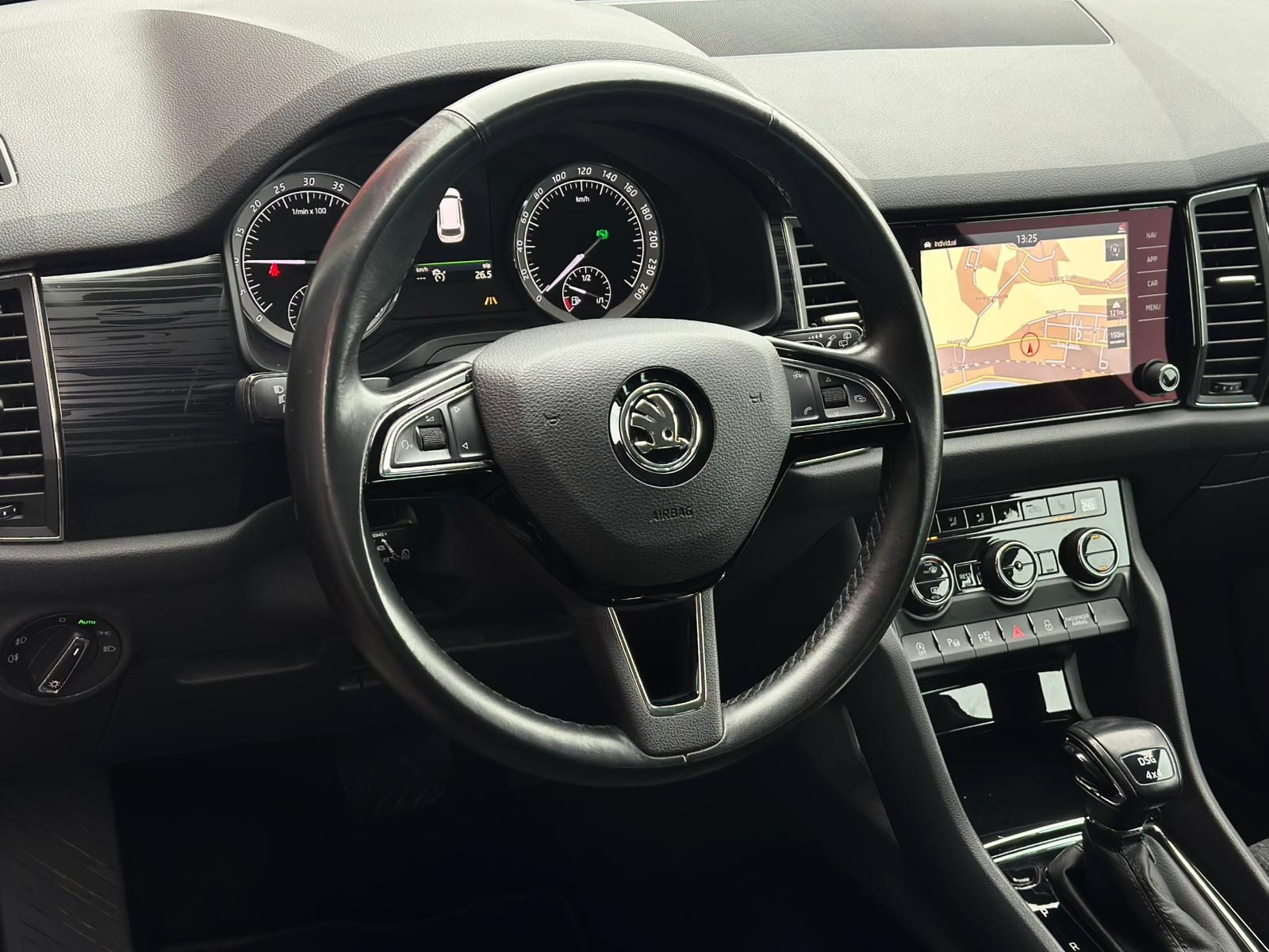 SKODA Kodiaq 2.0TDI STYLE 4x4* LED#SHZ#LH#ACC#KEYL#AHK - Image 27