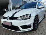 Volkswagen Golf VII Lim. Highline BMT 1 Hand 150PS - mit Benzin-Antrieb: Weiß, Panorama-Dach, Limousine