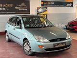 Ford Focus 1.6 Ambiente Autom. - Ford Gebrauchtwagen von 2000