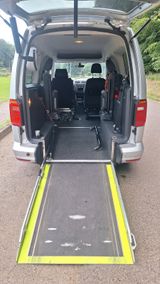 Volkswagen Behindertengerechter VW Caddy SELBSTFAHRER - VW Caddy Maxi von privat