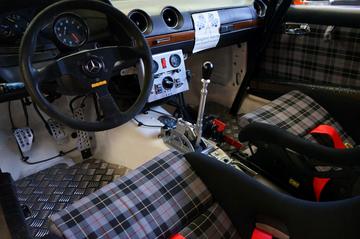 1980 Mercedes-BENZ E 280 — миниатюра 16