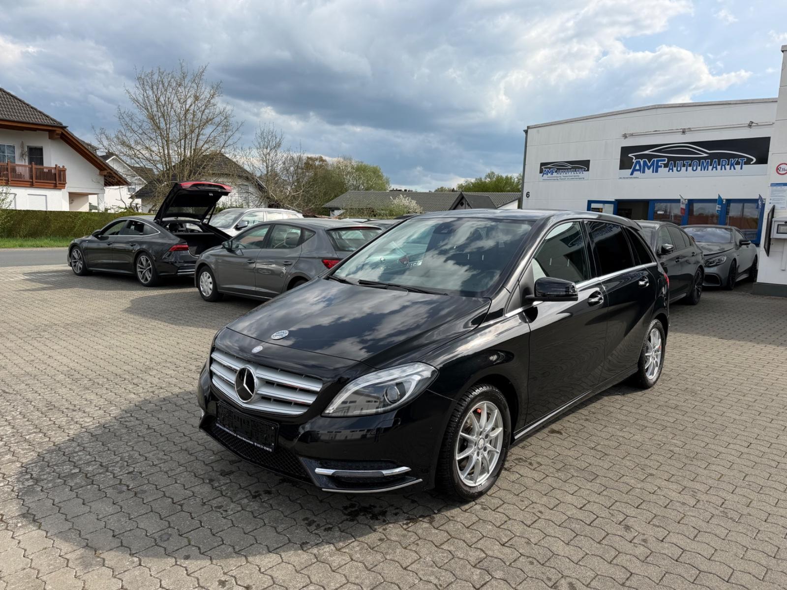 Mercedes-Benz B 200 Automatik Navi Temp Totenwinkel 2Hand
