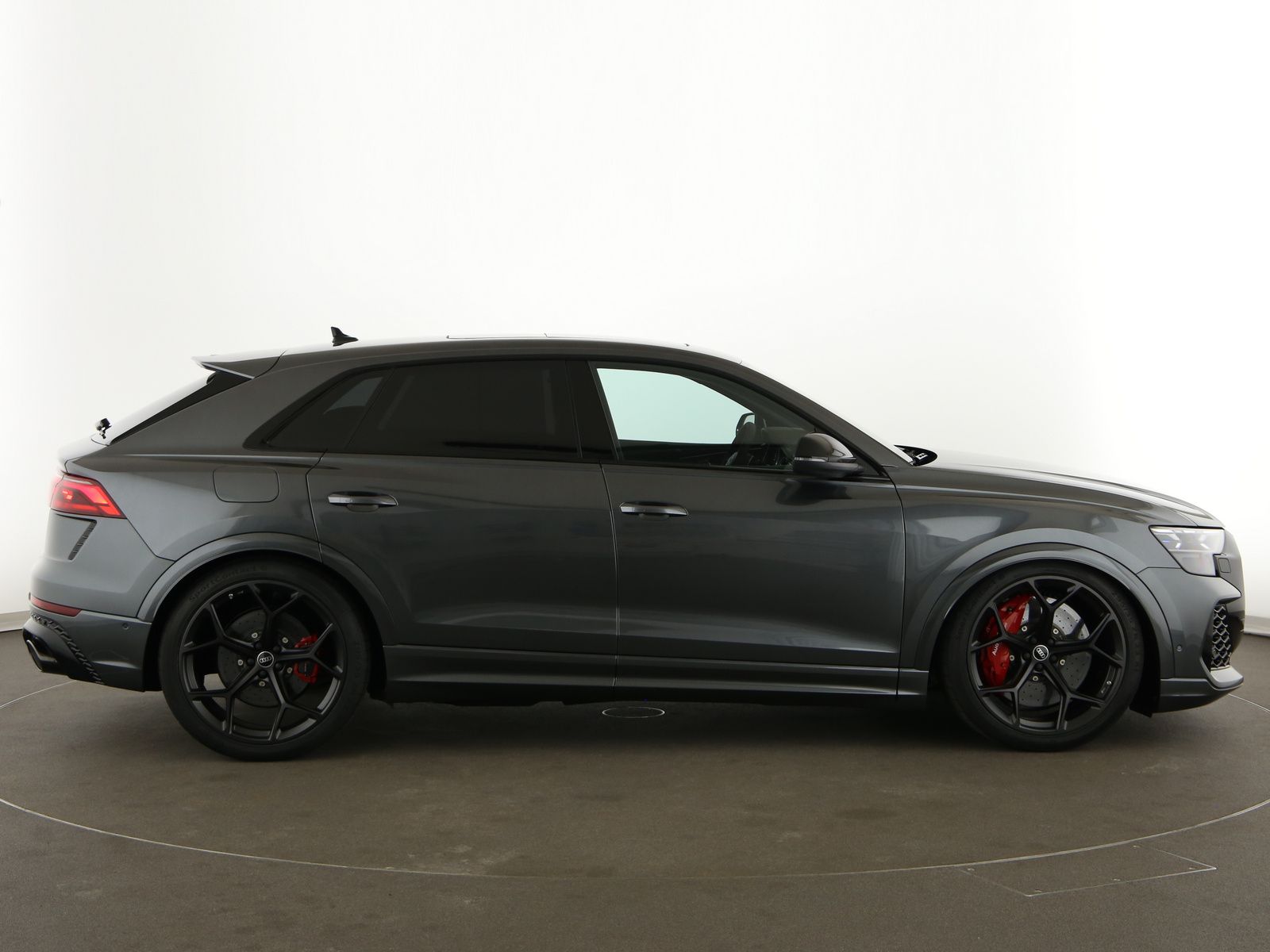 Audi RSQ8 - Bild 8
