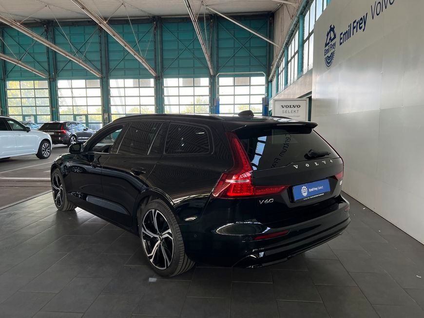 Volvo V60 T6 AWD Recharge Plus-Dark Glasd 360° Pilot B foto 24