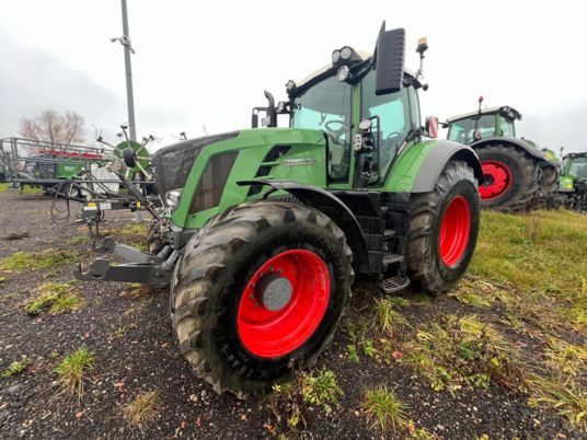 Fendt 828 Vario SCR ProfiPlus