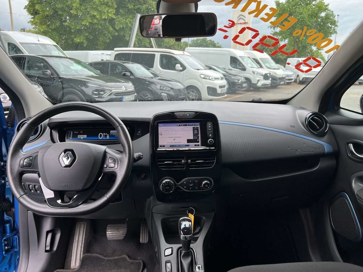 Fahrzeugabbildung Renault ZOE Intens Navi Keyless Klimaautom DAB SHZ