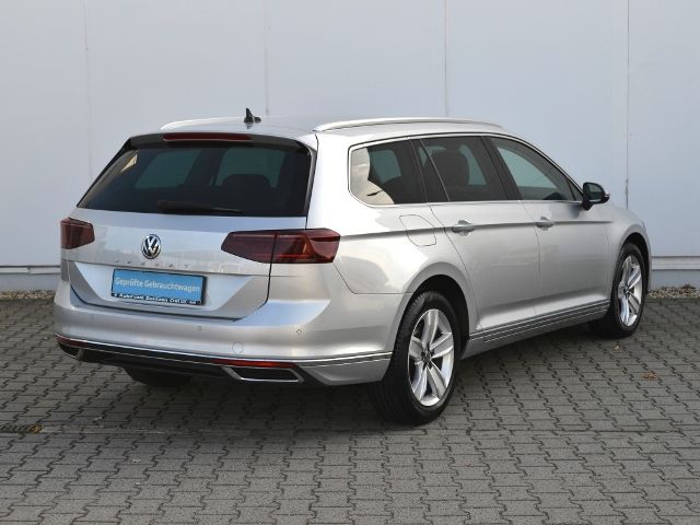 Passat Variant 2.0 TDI Elegance AHK/MATRIX/NAVI+