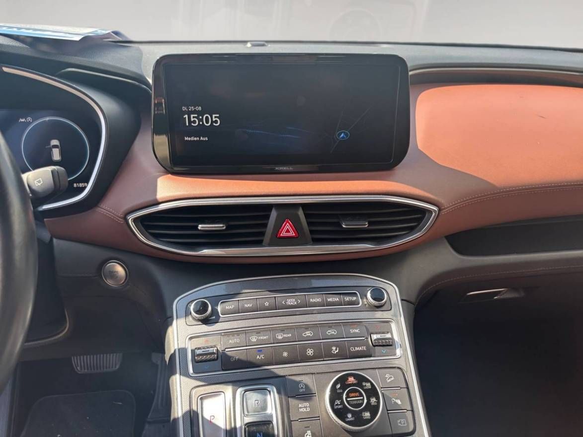 Fahrzeugabbildung Hyundai Santa Fe Facelift 2.2 CRDi 4WD 8DCT PRIME Panora