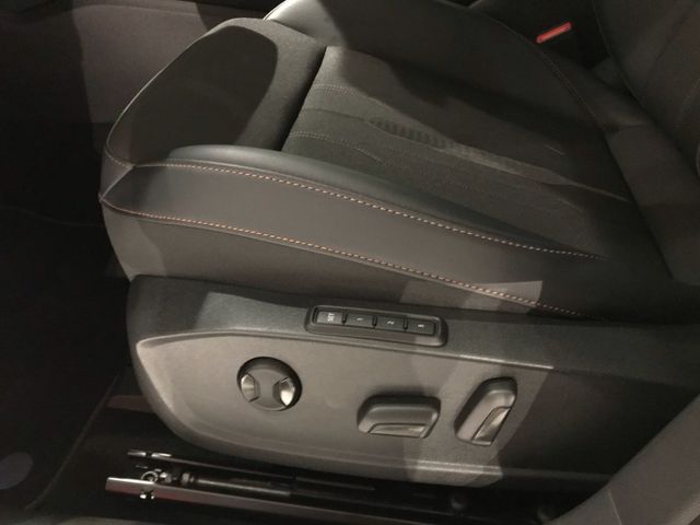 Leon 1.5 eTSI DSG*KAMERA*NAVI*SHZ*