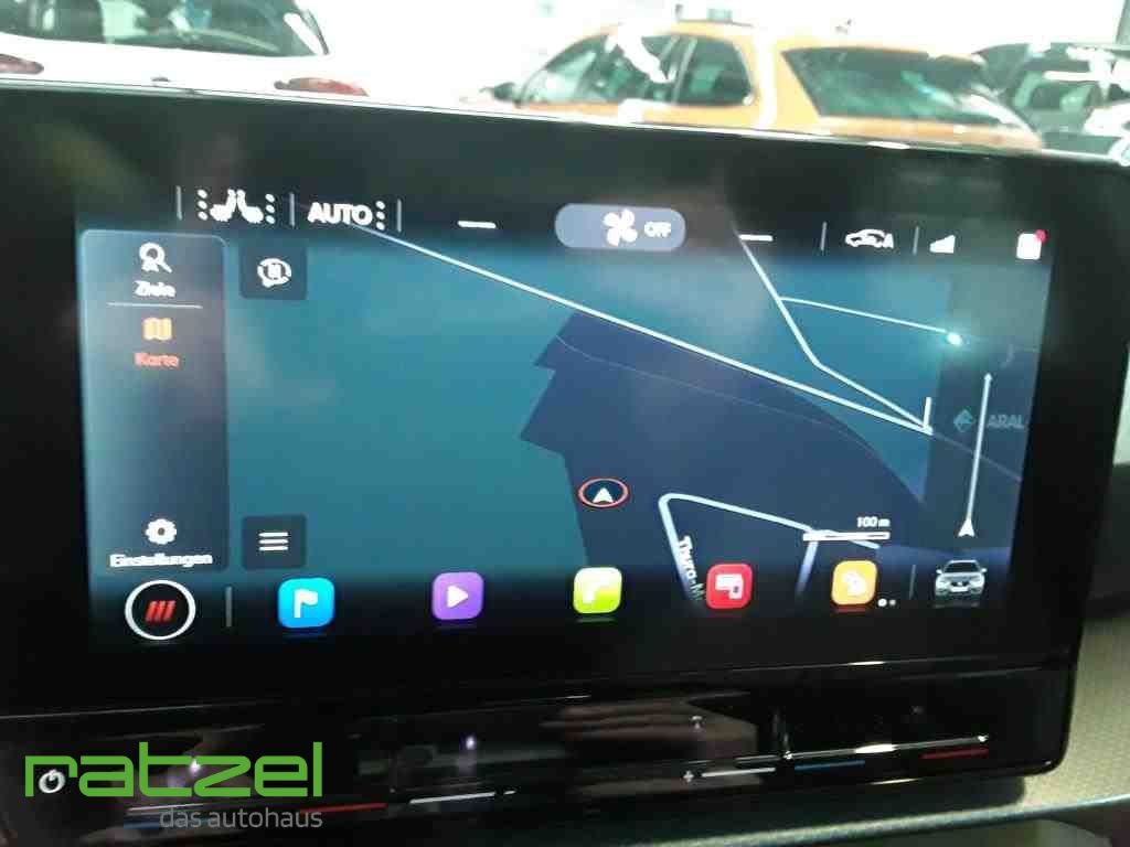 Fahrzeugabbildung SEAT Leon Sportstourer Style 2,0 TDI Kamera Navi LED