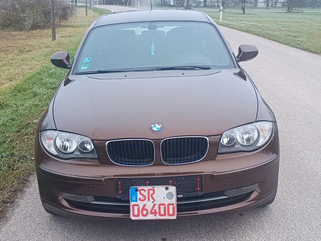 BMW 116i  MOTOR NEU BEI 80TKM   1 - HAND