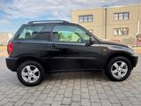 Toyota RAV 4 2.0 4x4 Automatik - gebrauchte Toyota RAV 4 aus dem Jahr 2002