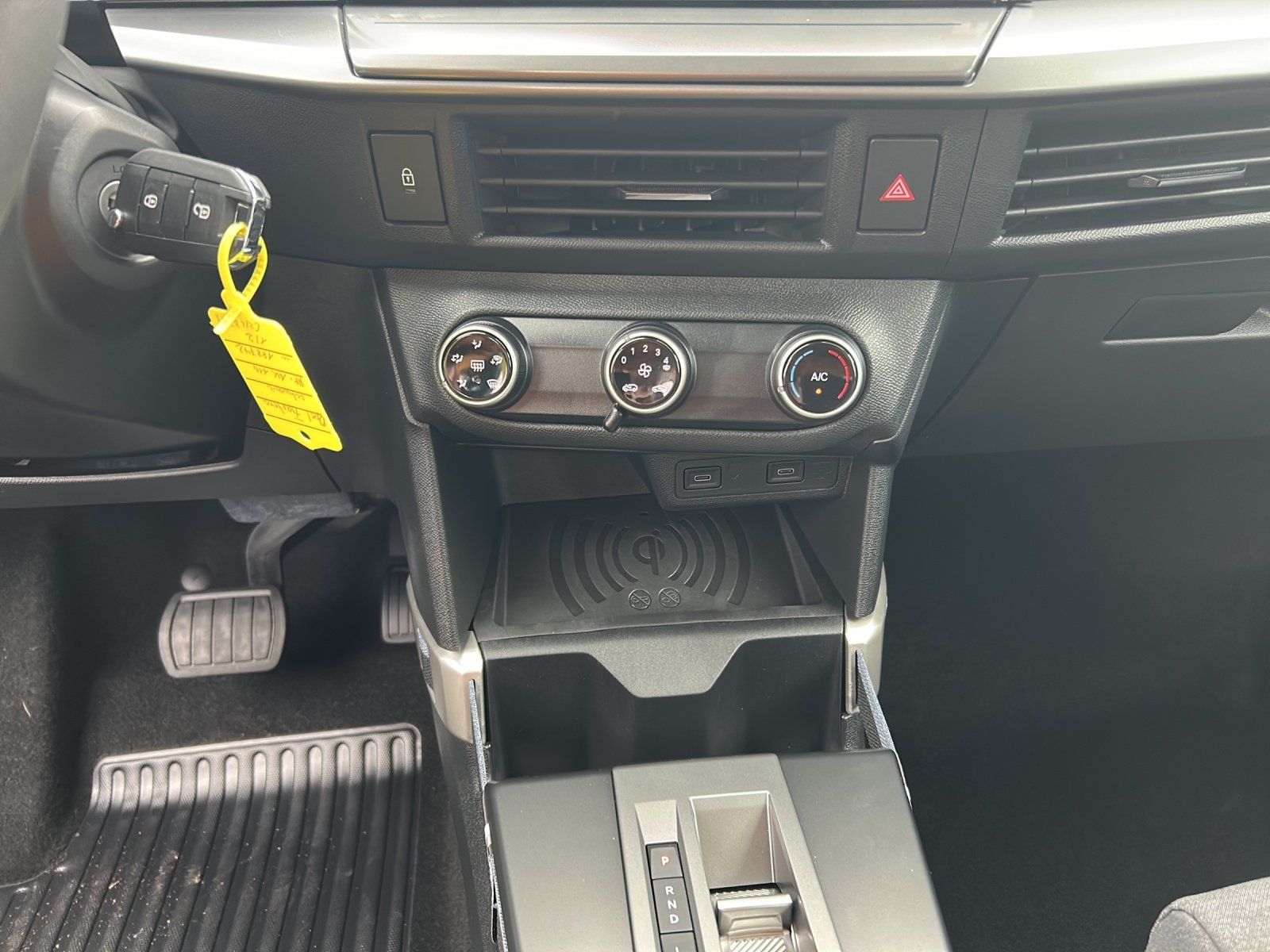Fahrzeugabbildung Opel Frontera Edition Automatik ALLWETTER/PDC/TECH-PA