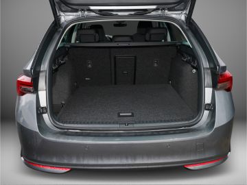 Skoda Octavia Combi Selection 2.0 TDI DSG AHK Kamera L