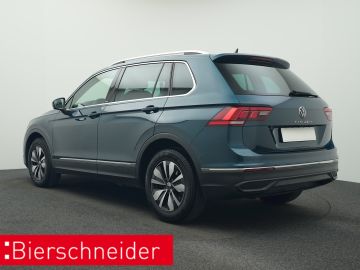 Volkswagen Tiguan - 4