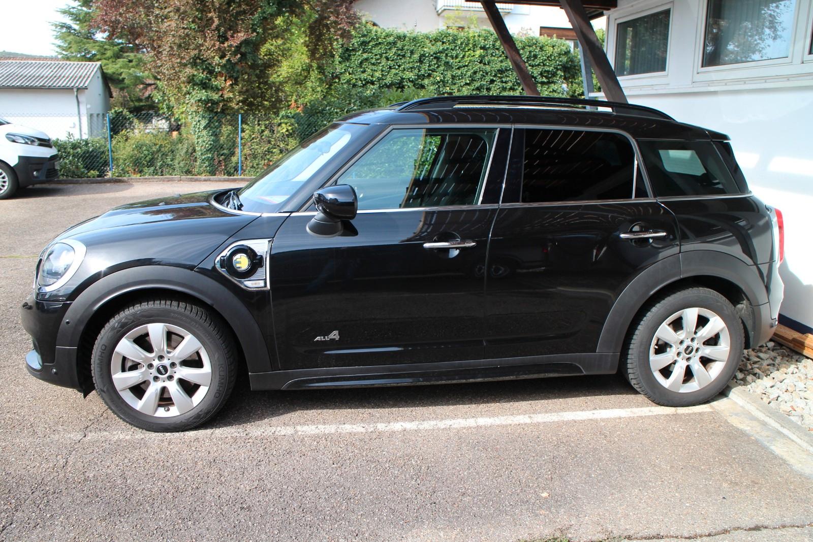 MINI Countryman Cooper SE ALL4/Autom/Nav/PDC/SHZ/Klim